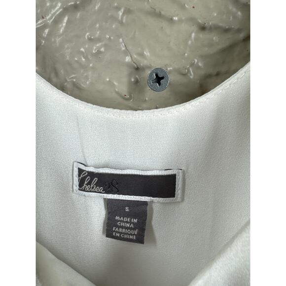 Chelsea 28 Top Women's White Cold Shoulder Blouse‎ Scoop Neck Sheer Size Small - Picture 2 of 3